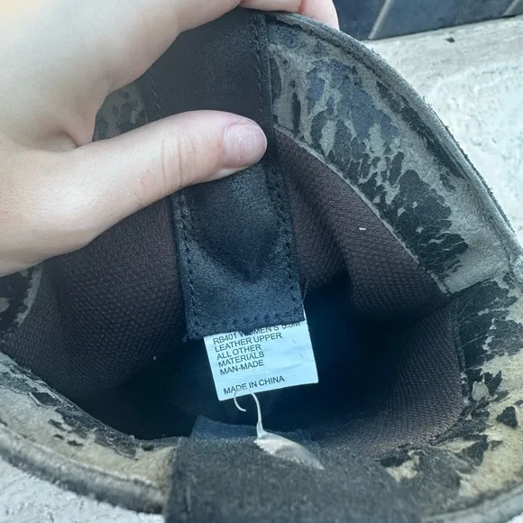 Red and Black Western Boots with Cross Design - Picture 5 of 5